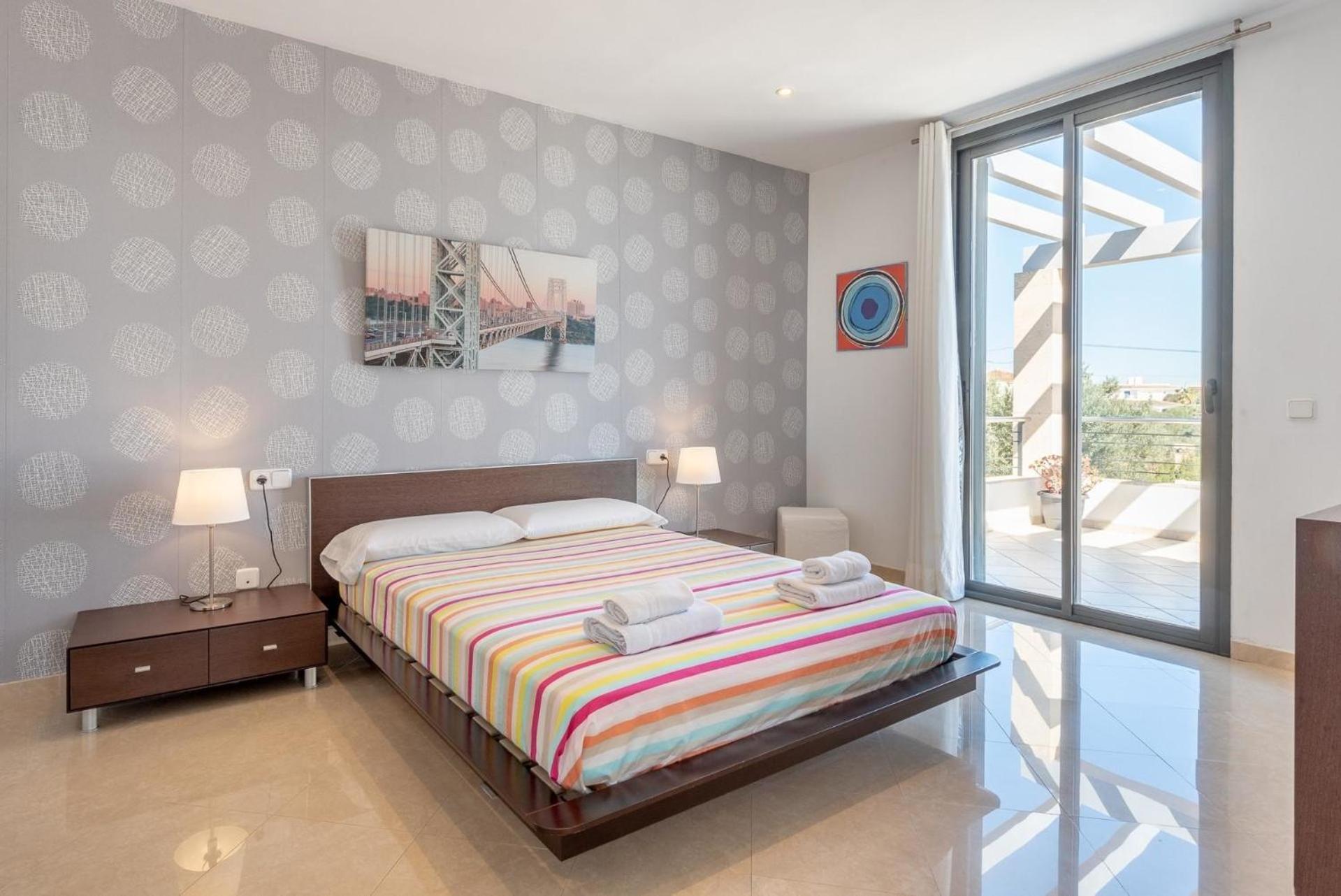 Mit Privatpool Fuer 8 Personen Ca 176 Qm In Portocolom, Mallorca Suedostkueste Von Mallorca *