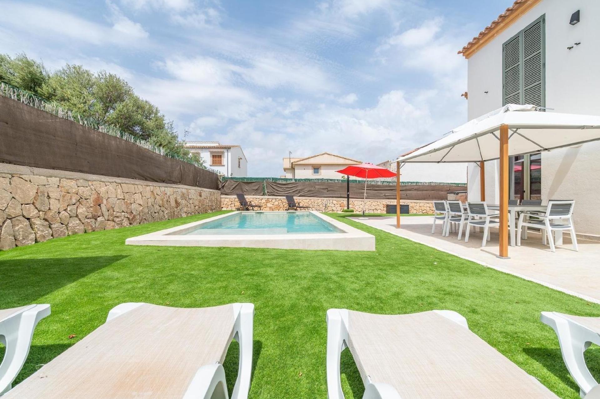 Mit Privatpool Fuer 8 Personen Ca 176 Qm In Portocolom, Mallorca Suedostkueste Von Mallorca *
