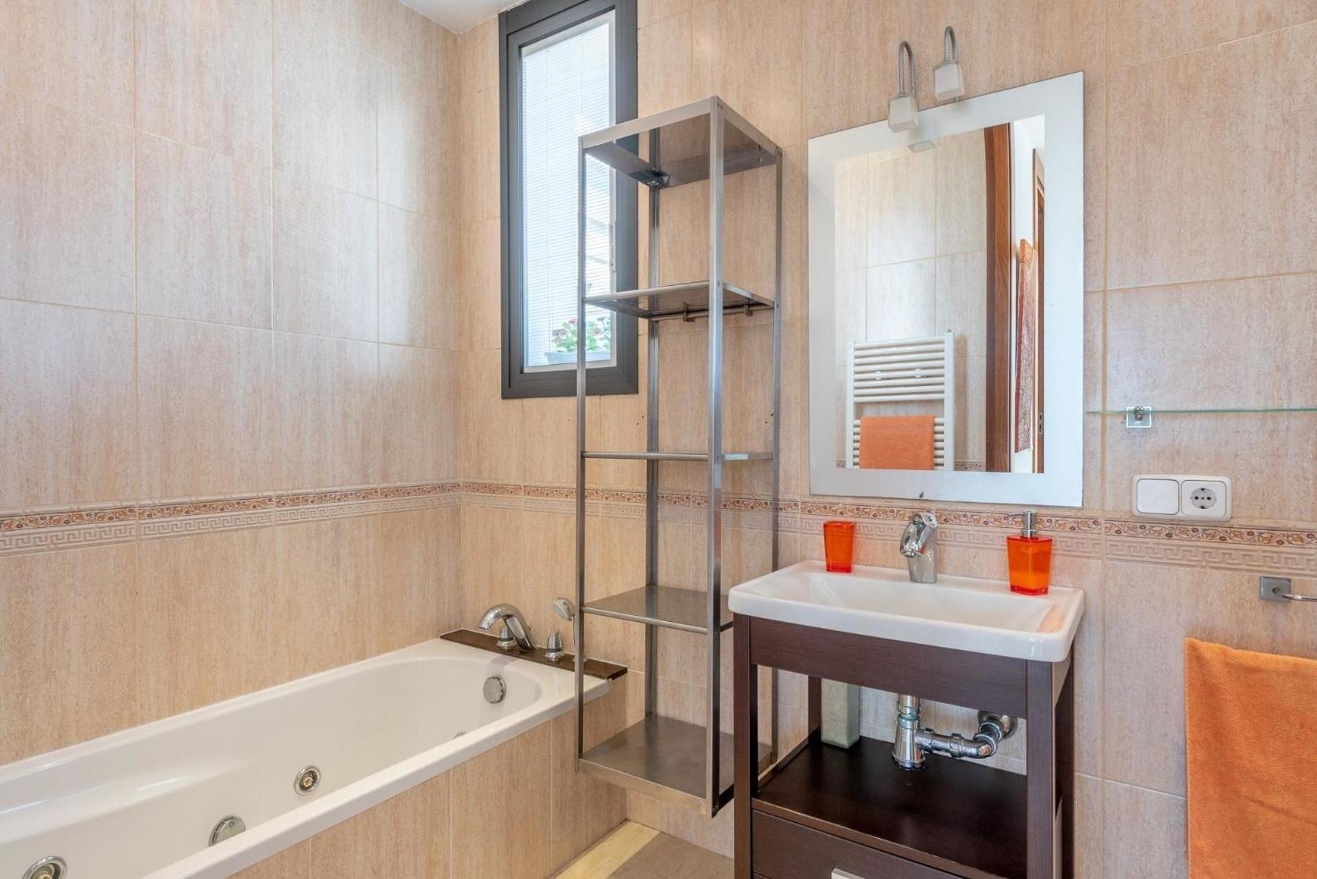 Mit Privatpool Fuer 8 Personen Ca 176 Qm In Portocolom, Mallorca Suedostkueste Von Mallorca Ferienhaus